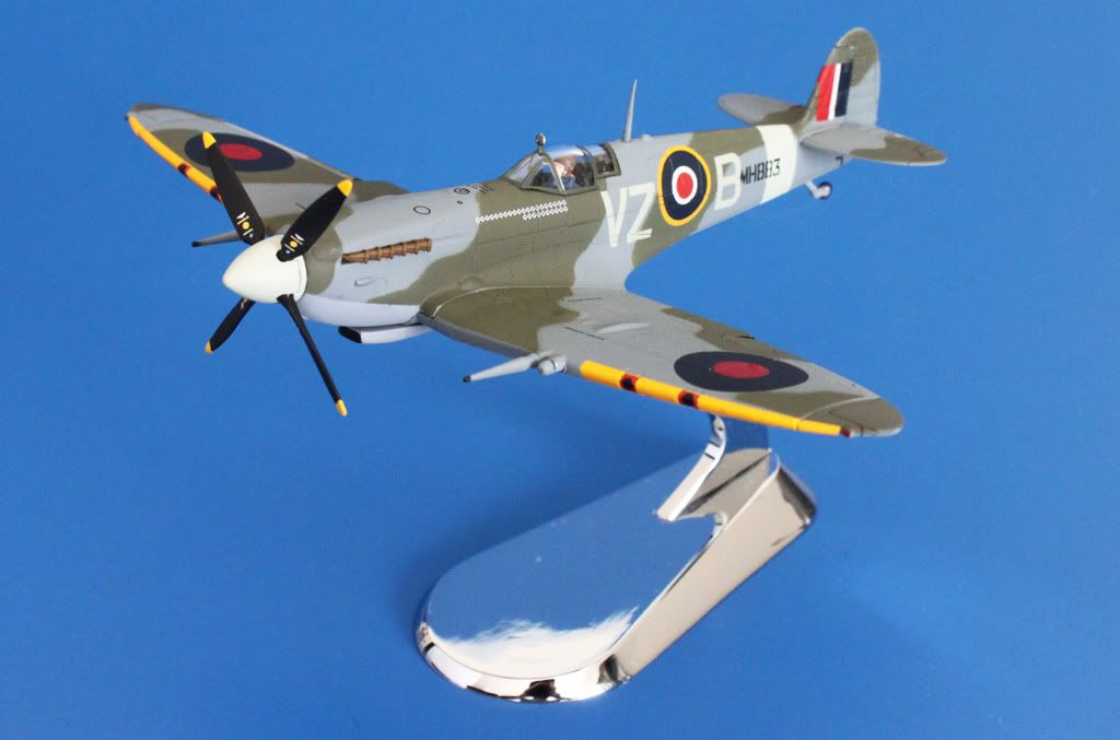 Best Spitfire in 1/72 scale? DA.C